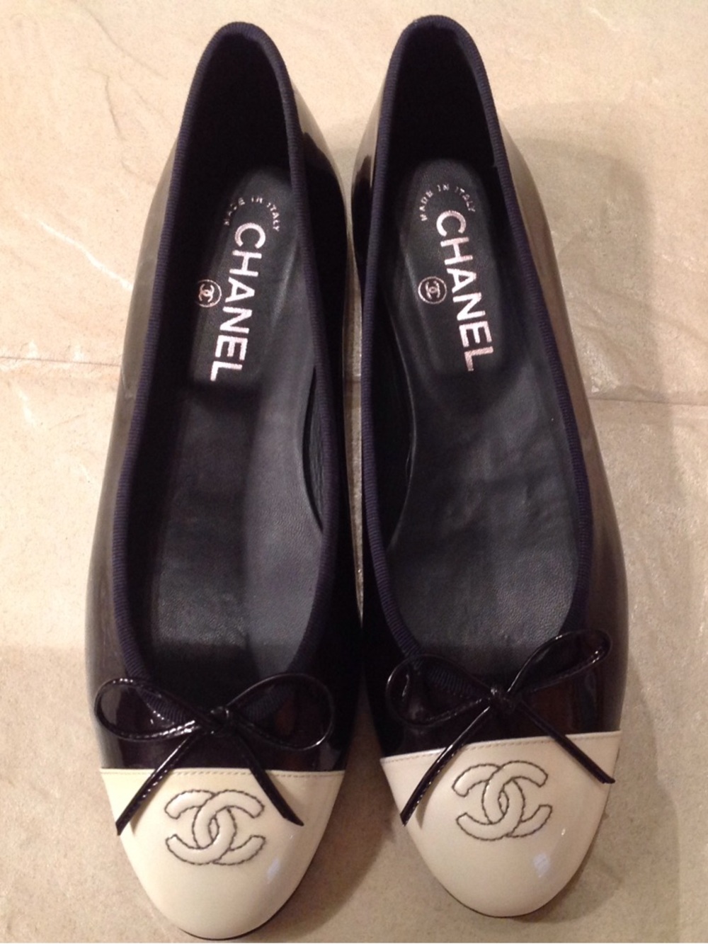 CHANEL Navy and Cream white Cap-Toe Patent Leather Ballet Flats